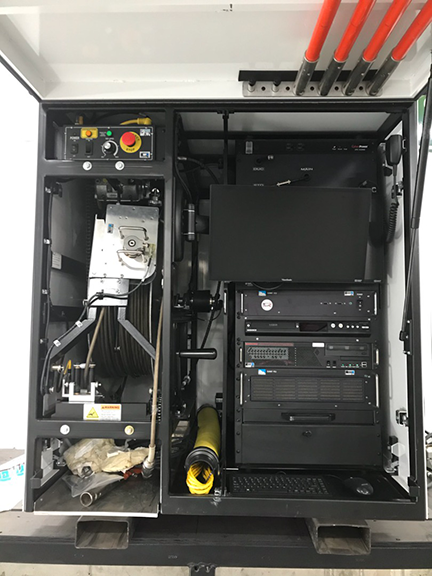 .450 cable & fork lift portable video inspection system, Wired USD Controller, Wireless Controller, x2 19" flatscreen color tv monitors, 4 retrieval/downhole pole assembly. Enclosure view 2.